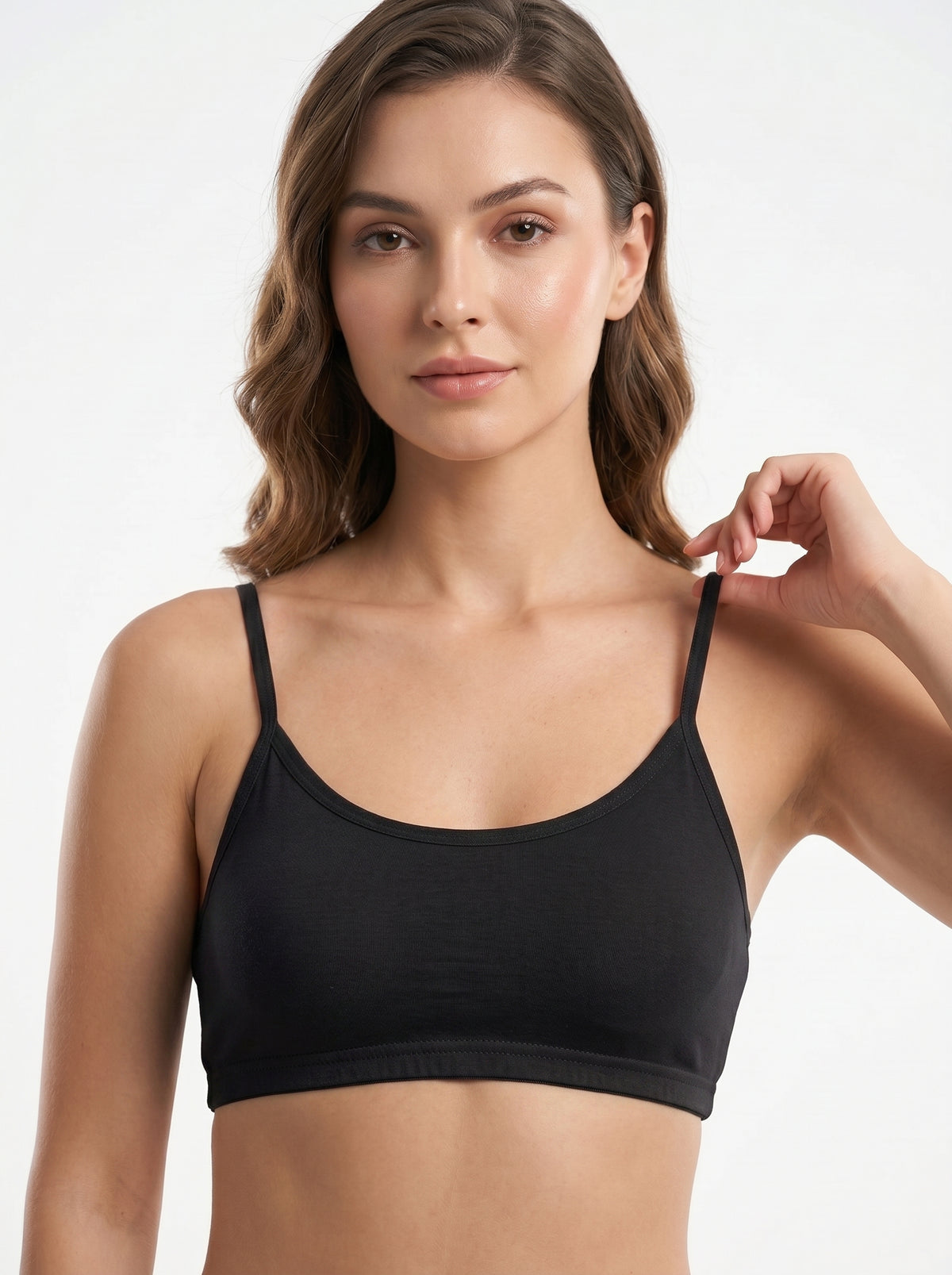 Upgrade your everyday essentials with the Everyday Comfort Wireless Bra 5-Pack. Designed for effortless comfort and easy everyday wear, these soft, lightweight bras provide gentle support without the restriction of traditional underwires.