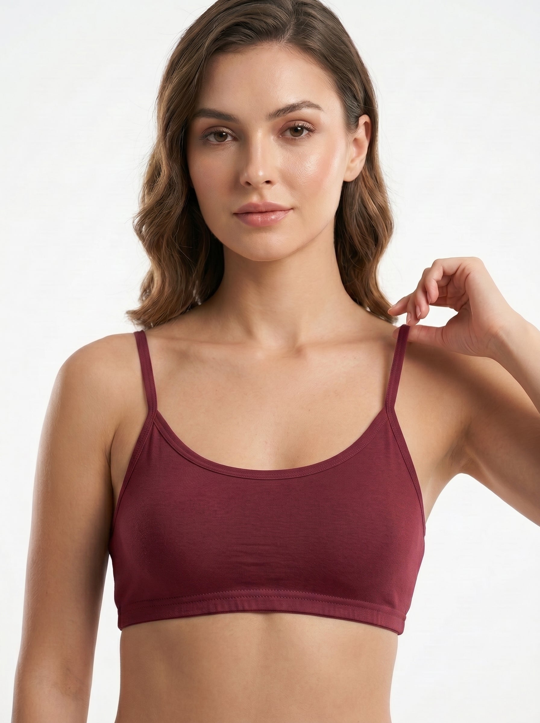 Upgrade your everyday essentials with the Everyday Comfort Wireless Bra 5-Pack. Designed for effortless comfort and easy everyday wear, these soft, lightweight bras provide gentle support without the restriction of traditional underwires.
