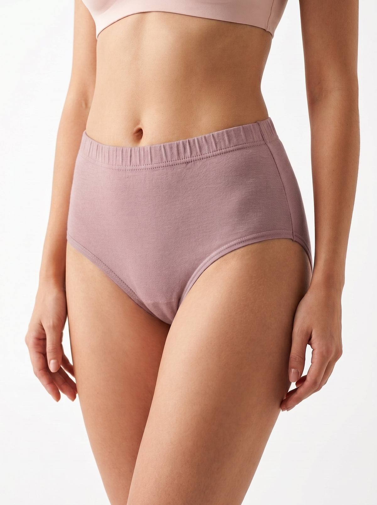 From busy mornings to relaxing evenings, these cotton pantie briefs are designed to give you the softness, stretch, and coverage you need every day.