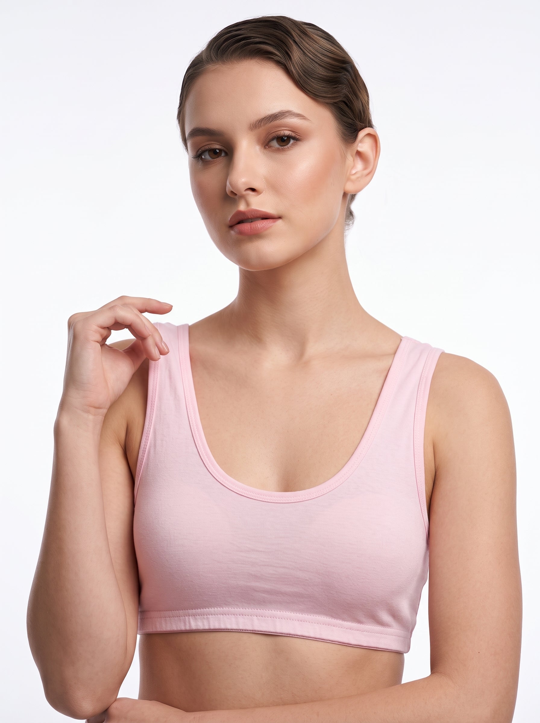 Daily wear, lounging, yoga, or as a starter bra. Great if you want comfort over structure and a smooth fit under loose clothes.