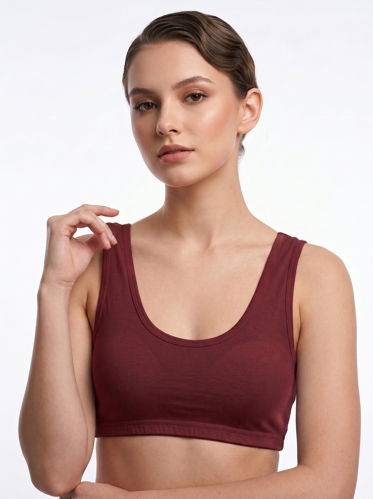 Daily wear, lounging, yoga, or as a starter bra. Great if you want comfort over structure and a smooth fit under loose clothes.