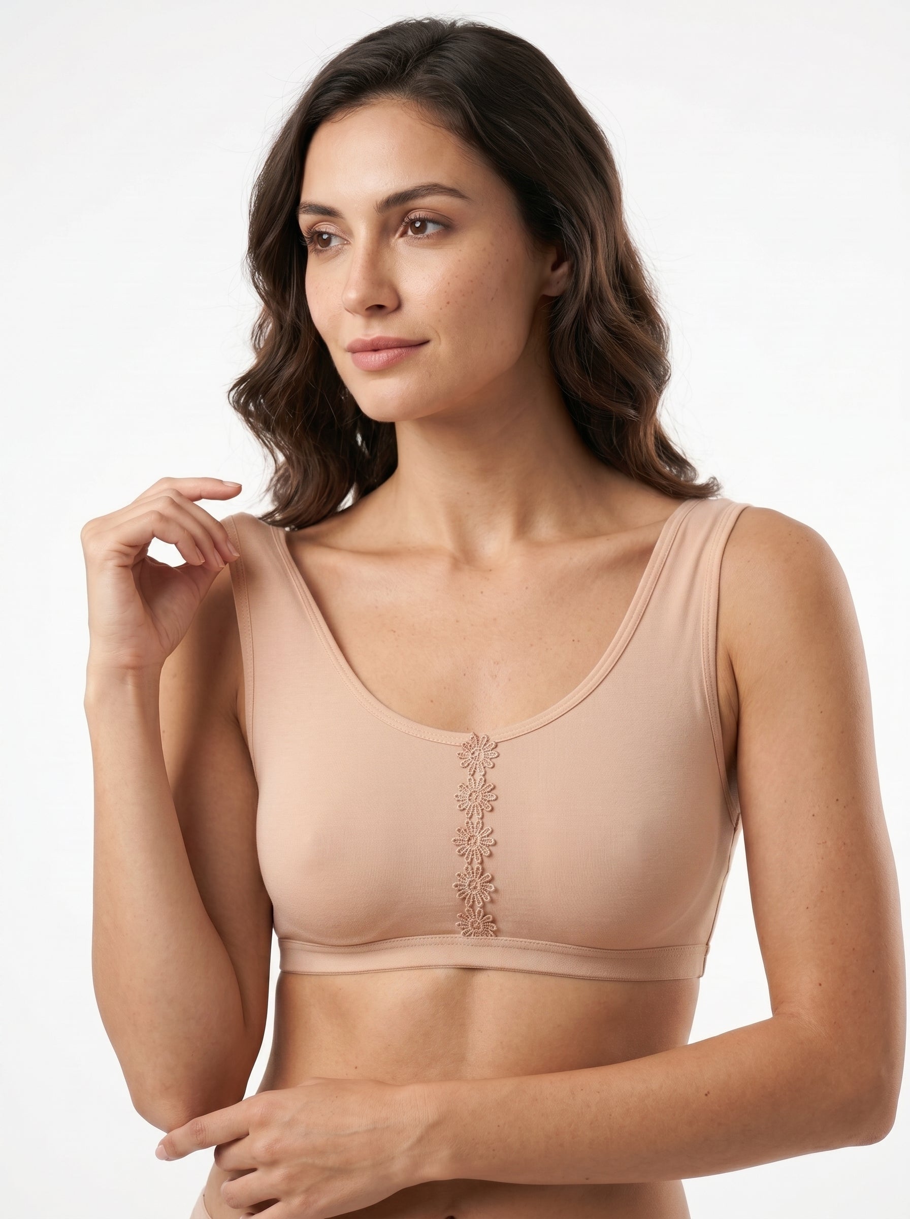 Full Coverage Cotton Bra Soft, breathable cotton with non-wired comfort for all-day wear.Features wide straps, floral front detail, and 4-hook back closure for perfect fit