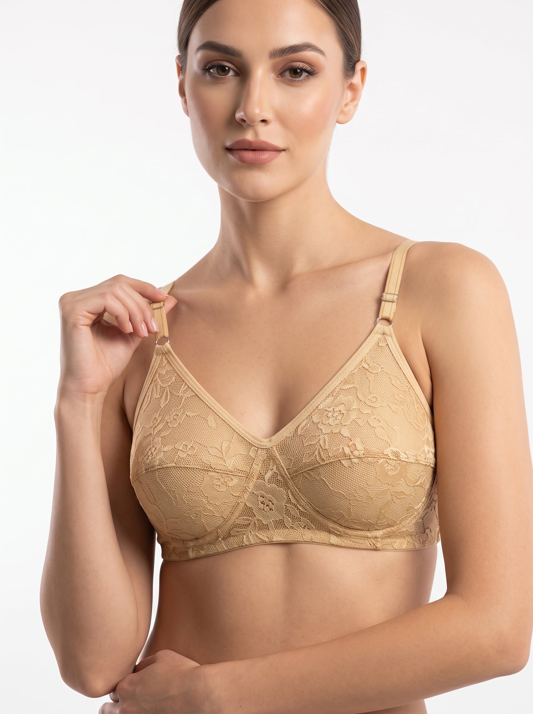 Soft floral lace with full coverage and non-wired comfort for daily wear.  Adjustable straps and 3-hook back closure give a secure, smooth fit under any outfit. BY Luna Pink